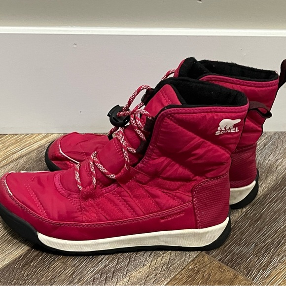 Sorel Fuchsia Rush Black Boots Sz.3 - Picture 2 of 9